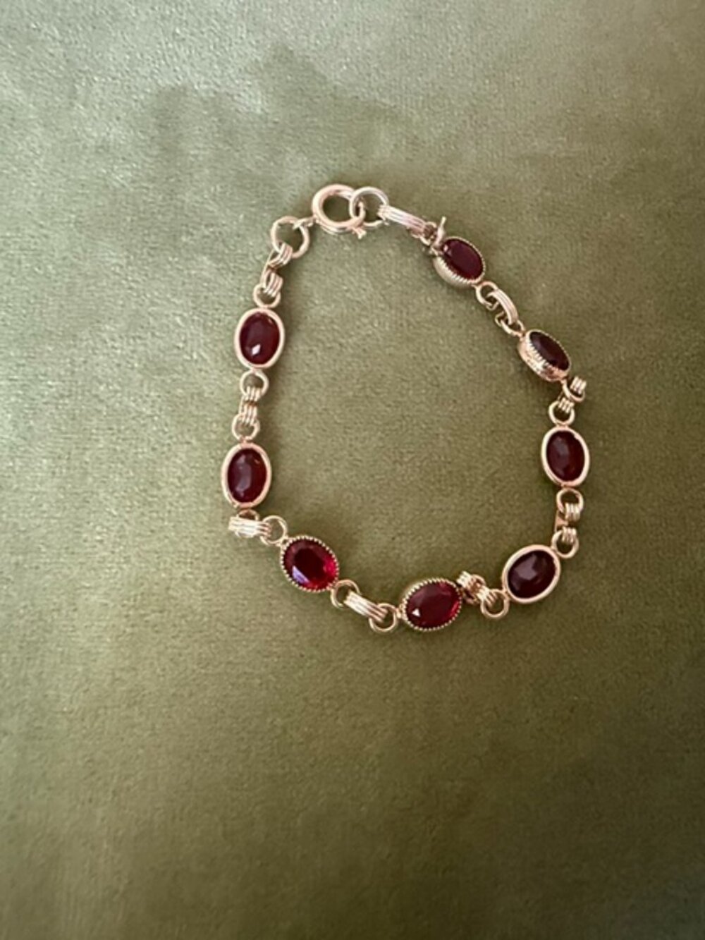 vintage atlas 1/20 12k bracelet with red crystals